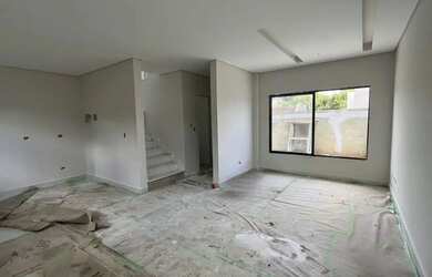 Imagem 6: SOBRADO TRIPLEX NOVO - INTERNO - À VENDA NO BOQUEIRÃO