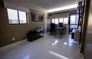 Imagem 6: Apartamento à venda com 5 dormitórios (sendo 4 suítes) - 270m² - Ponta Verde - Maceió/AL