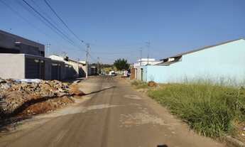 Imagem 2: Terreno para venda tem 300 metros quadrados em Residencial Flor do Cerrado - Anápolis - Go