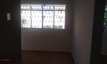 Imagem 6: Casa de 03 quartos e garagem no Bairro Bandeirantes