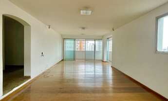 Imagem 2: IMPERDÍVEL: LOCAÇÃO NO MELHOR ENDEREÇO DO BAIRRO - ANDAR ALTO - VISTA PARA O PARQ. DA ACLI