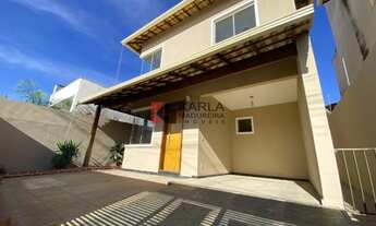 Imagem 2: Casa de 03 quartos sendo 01 suite com varanda!