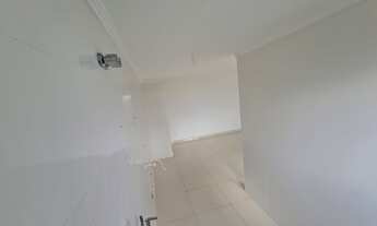 Imagem 4: Apartamento a venda com 80 metros quadrados com 2 quartos em Novo Mundo - Curitiba - PR