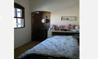 Imagem 5: Sobrado Muito Arejado, Em Rua Tranquila Com 4 Quartos