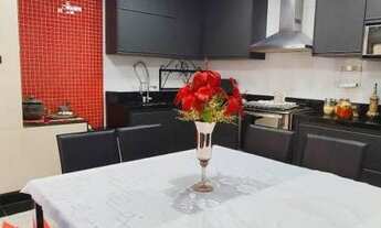 Imagem 5: Casa para venda possui 220 metros quadrados com 4 quartos em Jardim Europa - São Paulo - S