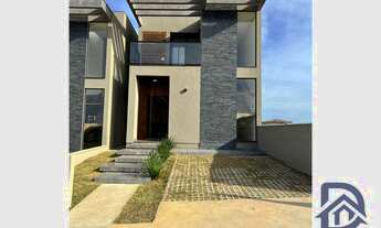 Imagem 2: Sobrado para venda possui 99 metros quadrados com 2 quartos em Ferraz - Garopaba - SC