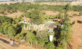 Imagem: 0 - Chácara 2 quartos, sendo 2 suítes