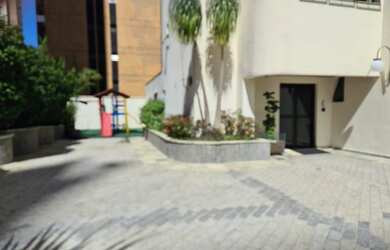 Imagem 7: Apartamento para venda com 310 metros quadrados com 4 quartos em Panamby - São Paulo - SP