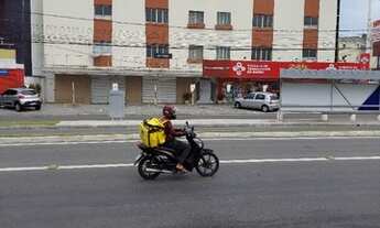 Imagem 1: Apartamento na Av. Hermes Fontes próximo ao shopping Jardins