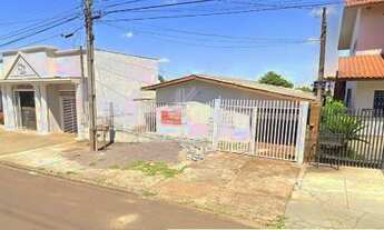 Imagem 3: TERRENO COM CASA A MEIA QUADRA DA AVENIDA BRASIL, 444M DE TERRENO