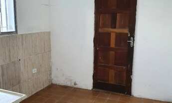 Imagem 2: Casa de 2 cômodos bem localizada no Jd. Maracá