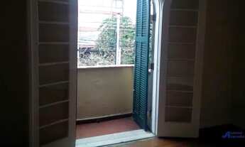 Imagem 2: Casa próximo PUC