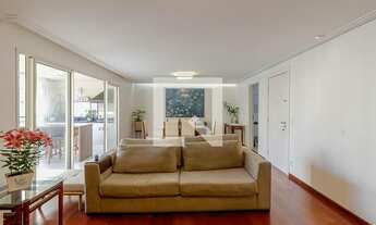 Imagem 6: Apartamento para Aluguel - Bosque da Saúde, 3 Quartos, 200 m2