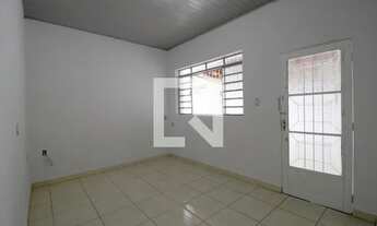 Imagem 2: Casa para Aluguel - Vila Hortência, 2 Quartos, 180 m2
