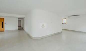 Imagem 6: Compre Apartamento Espaçoso de 220m² em Perdizes - Moderno e Bem Localizado!