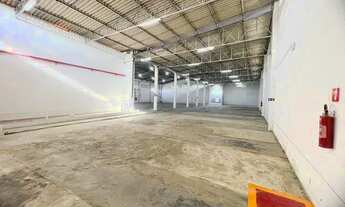 Imagem 3: ALUGO GALPAO COM ESCRITÓRIO