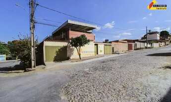 Imagem 2: Casa para aluguel, 4 quartos, 2 vagas, Mangabeiras - Divinópolis/MG