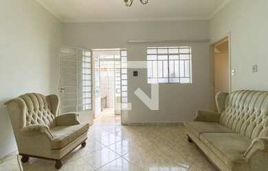 Imagem 3: Casa para Aluguel - Bosque da Saúde, 2 Quartos, 250 m2