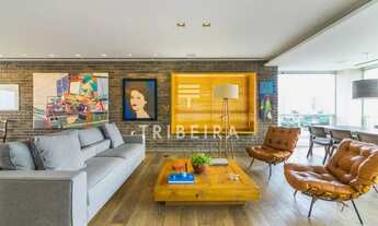 Imagem 4: Imóvel de 317m², com 3 suítes