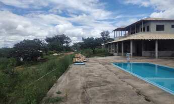 Imagem: Casa de condomínio para venda tem 335 metros