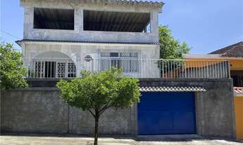 Imagem 2: A casa da horta caseira e árvores frutíferas!!