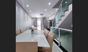 Imagem 7: Um Sobrado Moderno e Novo em Diadema com 3 dormitórios sendo 1 suíte e garagem para 4 auto