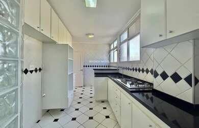 Imagem 2: Apartamento no Condomínio Claudia em Higienópolis com 180m² 3 dormitórios 1 suíte 2 vagas