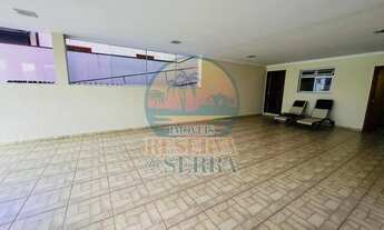 Imagem 3: Casa com uma área gourmet grande no Reserva da Serra