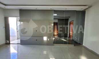 Imagem 6: Maravilhosa casa no Bairro Santa Rosa em Uberlândia