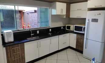 Imagem 7: Casa para Venda em Camboriú, CENTRO, 3 dormitórios, 2 suítes, 3 banheiros, 2 vagas