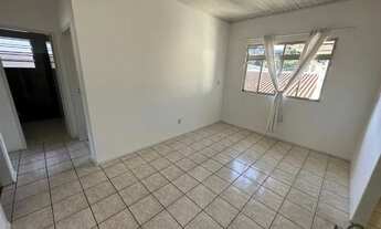 Imagem 4: Piso superior de casa com 80 m² e 3 quartos em Capoeiras - Florianópolis - SC