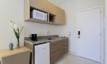 Imagem 2: STUDIO MOBILIADO AO LADO DO METRO - LINDO