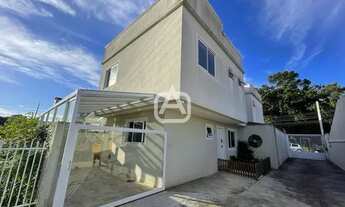 Imagem: Sobrado à venda no bairro Uberaba - Curitiba/PR