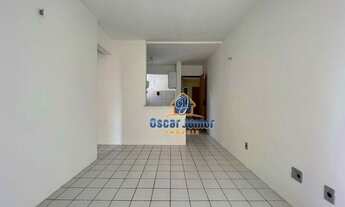 Imagem 4: Apartamento com 2 dormitórios para alugar, 42 m² por R$ 700/mês - Passaré - Fortaleza/CE