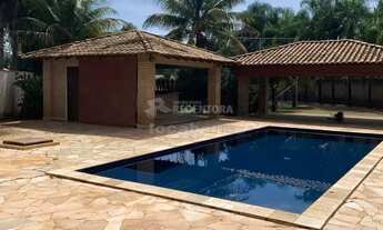 Imagem 4: Chácara á venda localizada em condomínio em Guapiaçu - SP com 3 dormitórios e 10 vagas de