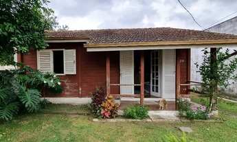 Imagem: Casa térrea com amplo terreno 2 quartos