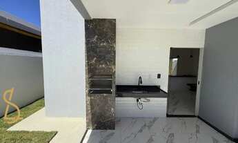 Imagem 4: Maravilhosa Casa em Condomínio Pé na Areia: 3 Quartos, Piscina e Acabamento de Alto Padrão