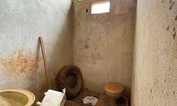 Imagem 11: Terreno com barracão (construção no final do terreno