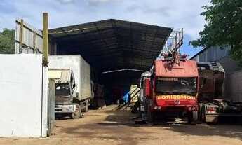 Imagem 2: Galpão Galpão / depósito com 3 vagas na garagem