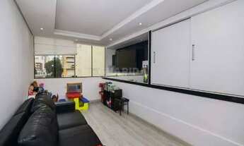 Imagem 2: Casa Residencial/Sobrado com 8 dormitórios, sendo 1 suíte, e 2 vagas de garagem no bairro