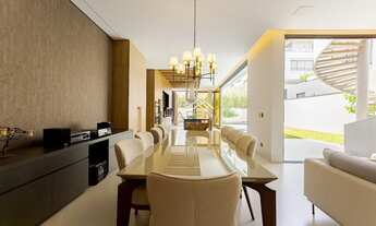 Imagem 5: Casa de Alto Padrão em Santa Felicidade