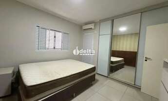 Imagem 5: Casa residencial com 3 quartos disponível para locação e venda no bairro Santa Mônica em U