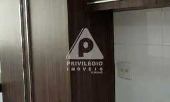 Imagem 5: COBERTURA LINEAR NO RECREIO DOS BANDEIRANTES COM 178 m2