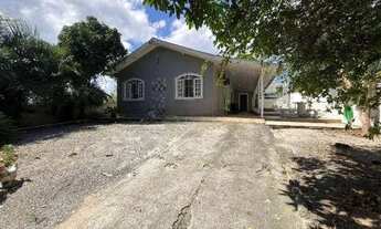 Imagem 2: Casa com 4 quartos para Alugar em Florianópolis! Piscina Privativa, Churrasqueira e 9 vaga