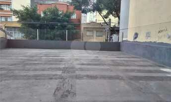 Imagem: Casa Suspensa no Bom Retiro Garden com 5