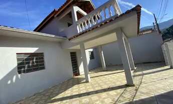 Imagem 2: Ótima Casa localizada na cidade de Delfim Moreira- Sul de Minas Gerais