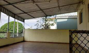 Imagem 4: Casa térrea, VENDA, com180 m², com 3 dorms., 03 vagas cobertas,ampla área coberta, Jd. da