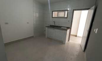 Imagem: Linda kitnet em uma vila, prox. A estação