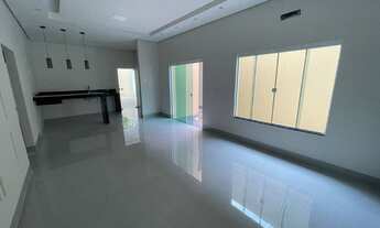 Imagem 2: Casa para venda tem 80 metros quadrados com 3 quartos em Santa Mônica - Feira de Santana