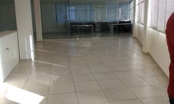 Imagem 2: Ponto comercial/Loja/Box para venda tem 207 metros quadrados em Sanvitto - Caxias do Sul